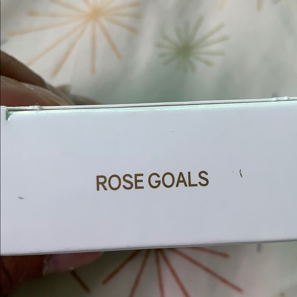 Highlighter/illuminizer - Picture 3 of 6